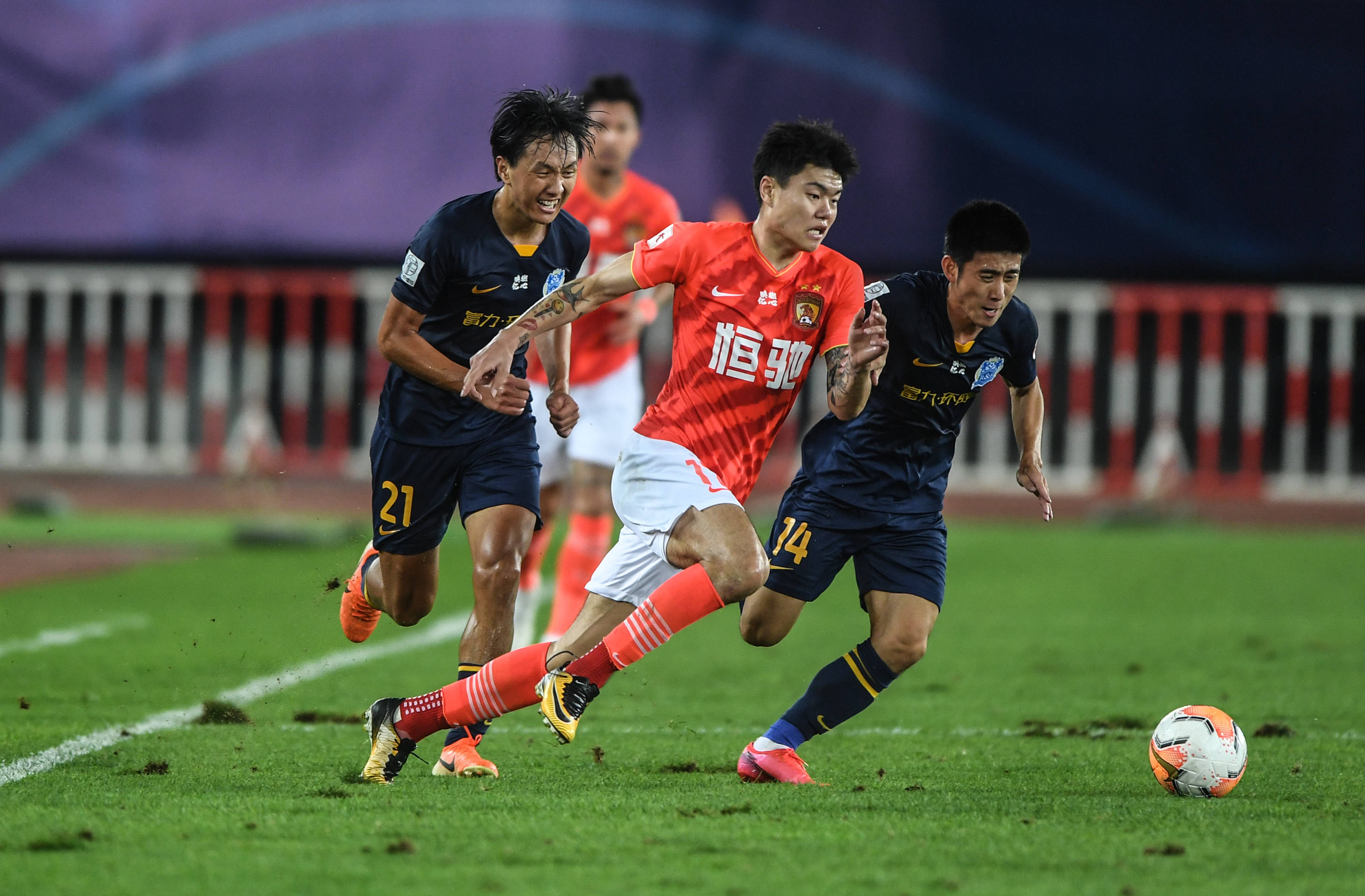 以其出色的 以其出色的