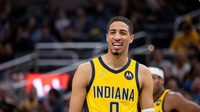 而另一位中 而另一位中