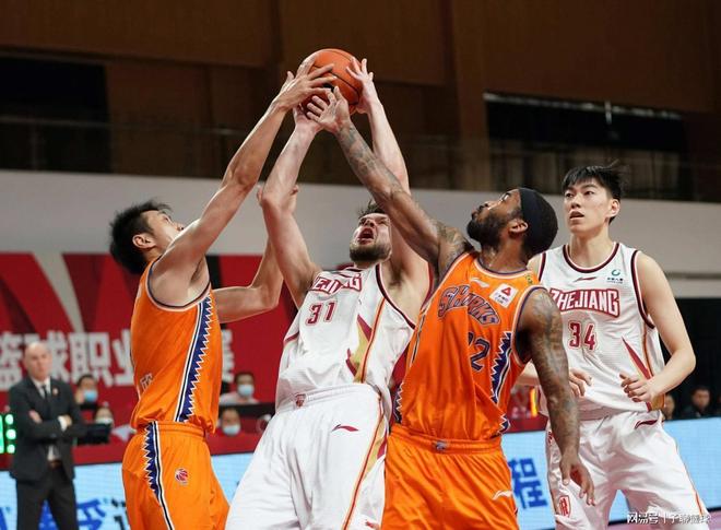 让人们看到 让人们看到