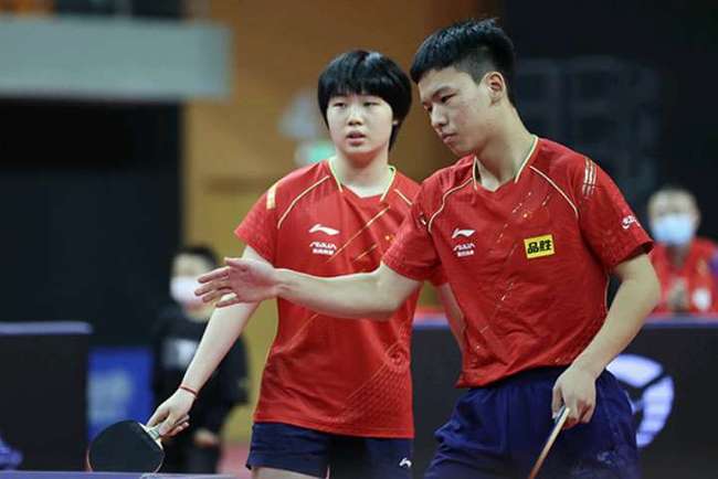 手中不乏美 手中不乏美