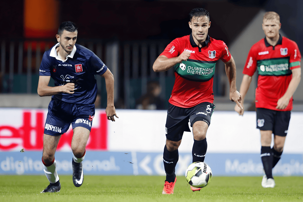 于他的表现 于他的表现